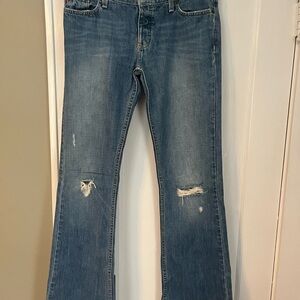 Hollister, size 7 Distressed Blue Jeans